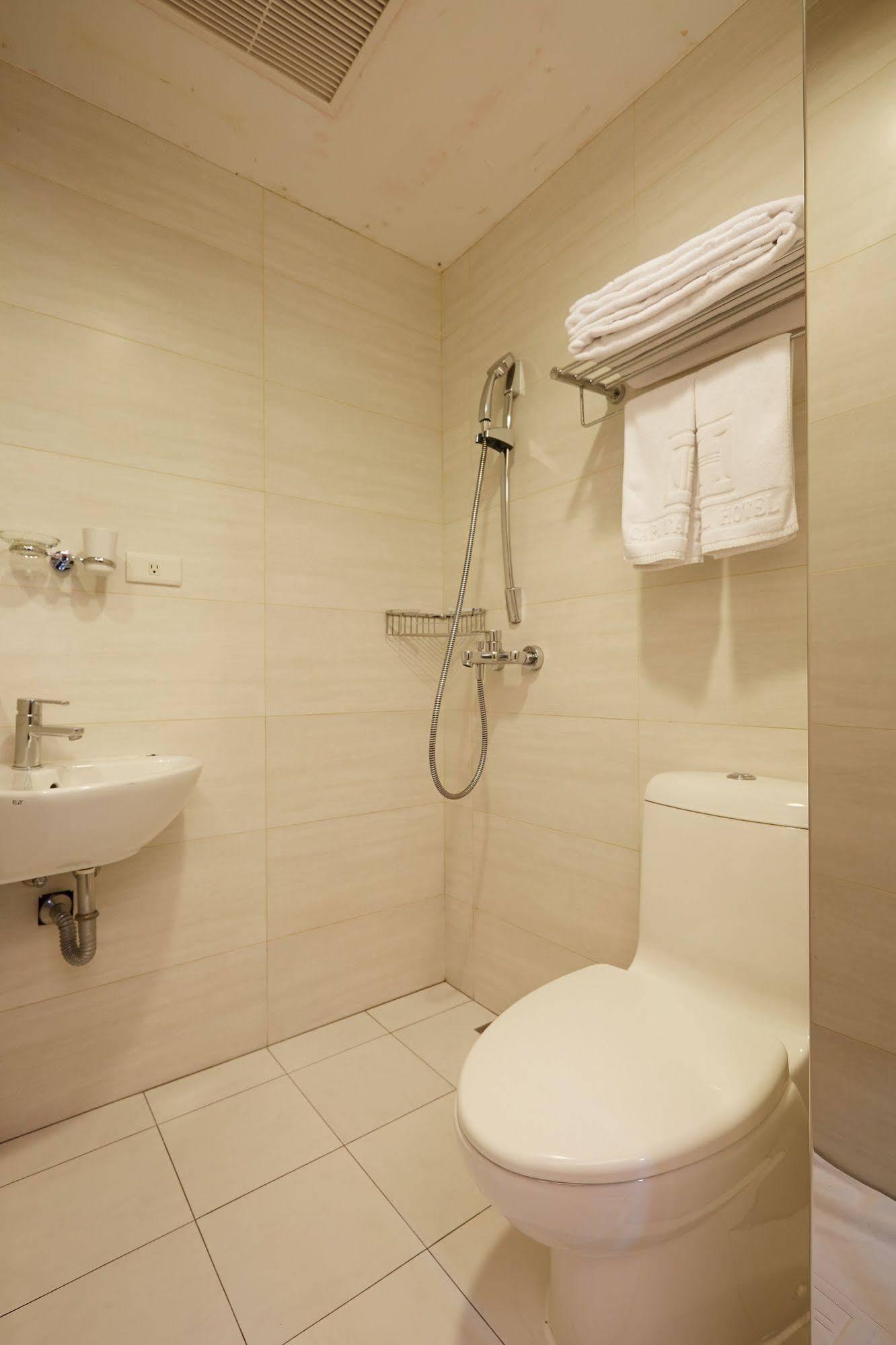 Hunt Champion Hotel Taichung Exterior photo