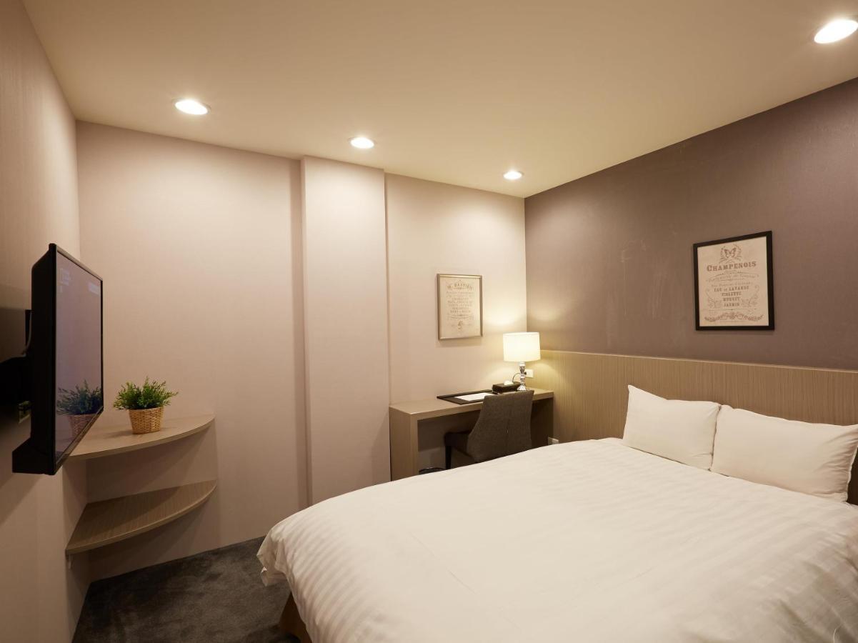 Hunt Champion Hotel Taichung Exterior photo